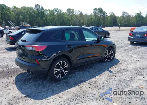 2022 Ford Escape Se z USA, uszkodzony, nr VIN 1FMCU0G60NUB93418